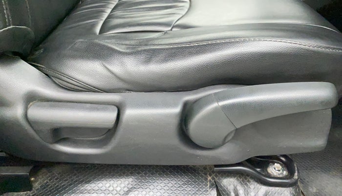 2017 Honda WR-V 1.5L I-DTEC S MT, Diesel, Manual, 93,960 km, Driver Side Adjustment Panel