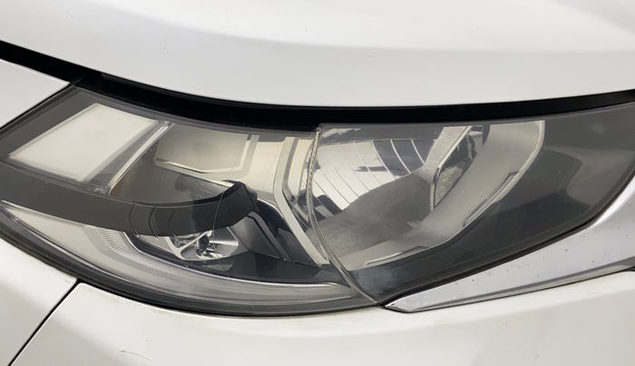 2017 Honda WR-V 1.5L I-DTEC S MT, Diesel, Manual, 93,960 km, Right headlight - Faded