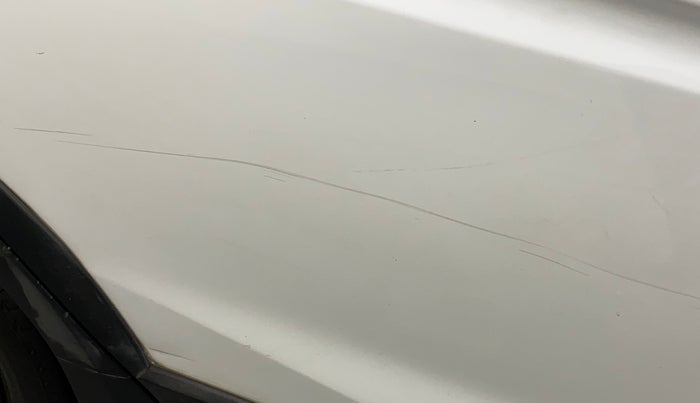 2017 Honda WR-V 1.5L I-DTEC S MT, Diesel, Manual, 93,960 km, Right rear door - Minor scratches