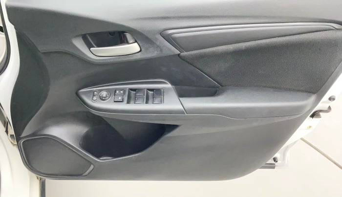 2017 Honda WR-V 1.5L I-DTEC S MT, Diesel, Manual, 93,960 km, Driver Side Door Panels Control