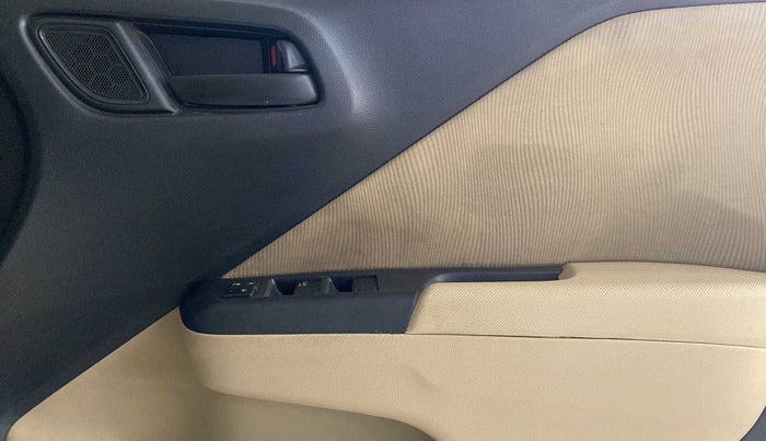 2014 Honda City 1.5L I-VTEC SV, Petrol, Manual, 68,499 km, Driver Side Door Panels Control