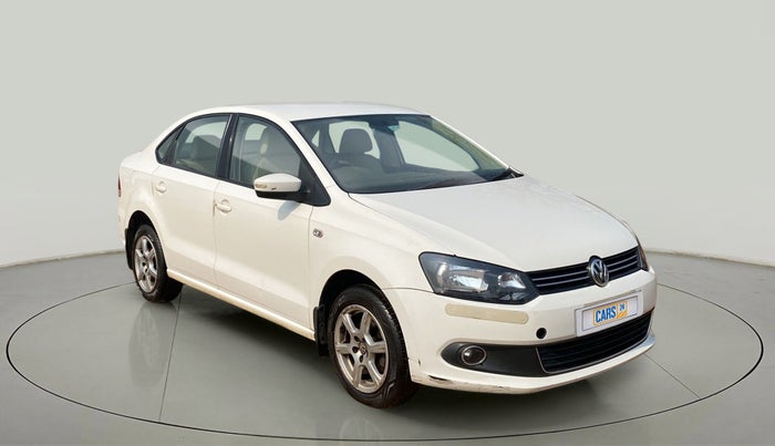 2014 Volkswagen Vento HIGHLINE 1.6 MPI, Petrol, Manual, 45,999 km, Right Front Diagonal