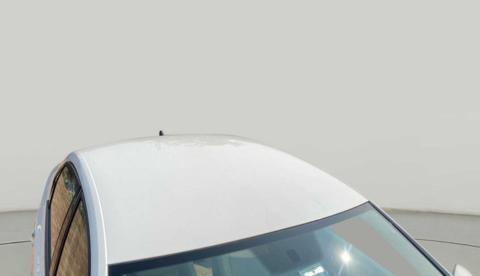 2014 Volkswagen Vento HIGHLINE 1.6 MPI, Petrol, Manual, 45,999 km, Roof