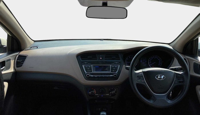 2016 Hyundai Elite i20 MAGNA 1.2, Petrol, Manual, 18,322 km, Dashboard