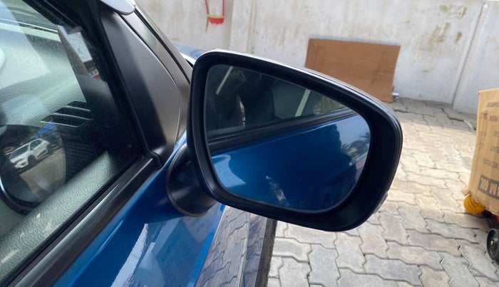 2018 Maruti IGNIS DELTA 1.2, Petrol, Manual, 59,466 km, Right rear-view mirror - Minor scratches