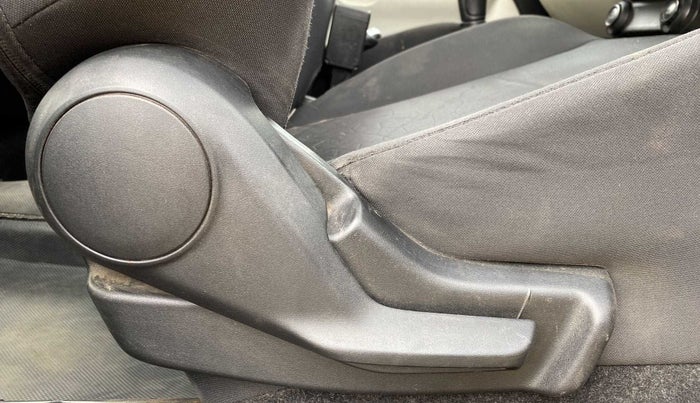 2019 Maruti IGNIS ZETA 1.2, Petrol, Manual, 50,630 km, Driver Side Adjustment Panel