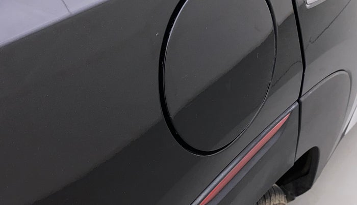 2022 Nissan MAGNITE XV RED EDITION, Petrol, Manual, 11,991 km, Right quarter panel - Minor scratches