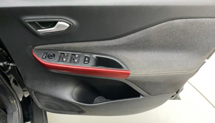2022 Nissan MAGNITE XV RED EDITION, Petrol, Manual, 11,991 km, Driver Side Door Panels Control