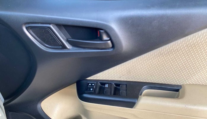 2021 Honda City 1.5L I-VTEC SV, Petrol, Manual, 6,870 km, Driver Side Door Panels Control