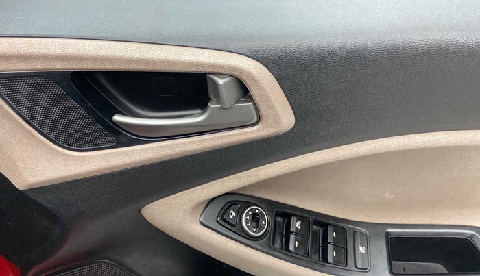 2016 Hyundai Elite i20 ASTA 1.2, Petrol, Manual, 64,666 km, Driver Side Door Panels Control