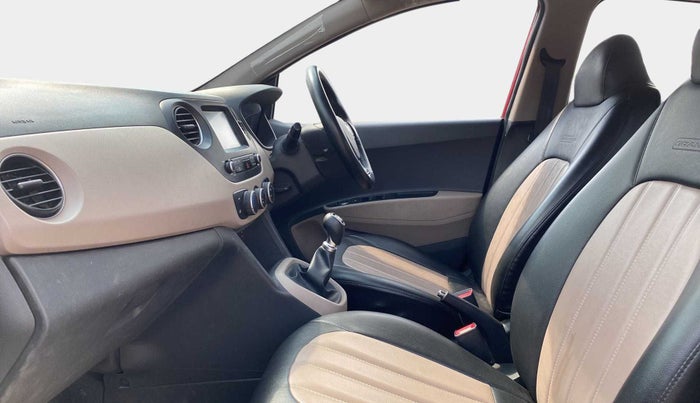2018 Hyundai Grand i10 SPORTZ 1.2 KAPPA VTVT, Petrol, Manual, 34,331 km, Right Side Front Door Cabin
