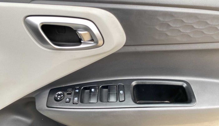 2019 Hyundai GRAND I10 NIOS ASTA 1.2 KAPPA VTVT, Petrol, Manual, 46,597 km, Driver Side Door Panels Control