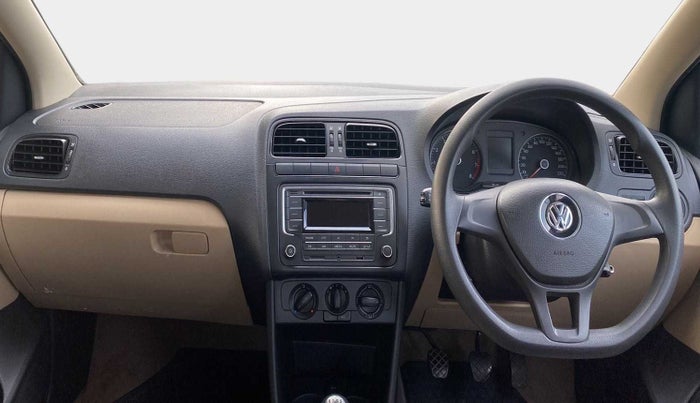 2017 Volkswagen Ameo COMFORTLINE 1.2L, Petrol, Manual, 41,046 km, Dashboard