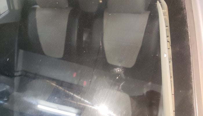 2014 Maruti Wagon R Stingray VXI, CNG, Manual, 74,364 km, Front windshield - Minor spot on windshield