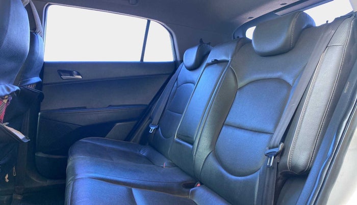 2016 Hyundai Creta SX (O) 1.6 DIESEL, Diesel, Manual, 95,226 km, Right Side Rear Door Cabin