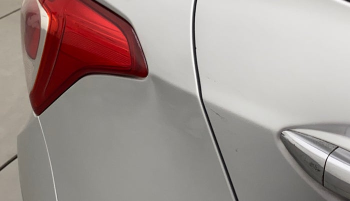 2015 Hyundai Grand i10 ASTA 1.2 KAPPA VTVT, Petrol, Manual, 66,744 km, Right quarter panel - Slightly dented