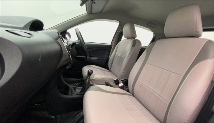 2015 Toyota Etios CROSS 1.2 G, Petrol, Manual, 58,211 km, Right Side Front Door Cabin