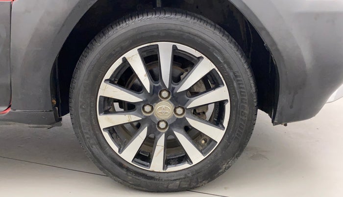 2015 Toyota Etios CROSS 1.2 G, Petrol, Manual, 58,211 km, Right Front Wheel