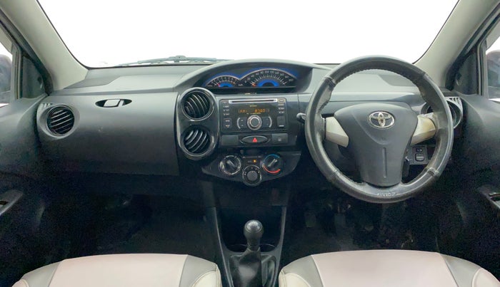 2015 Toyota Etios CROSS 1.2 G, Petrol, Manual, 58,211 km, Dashboard