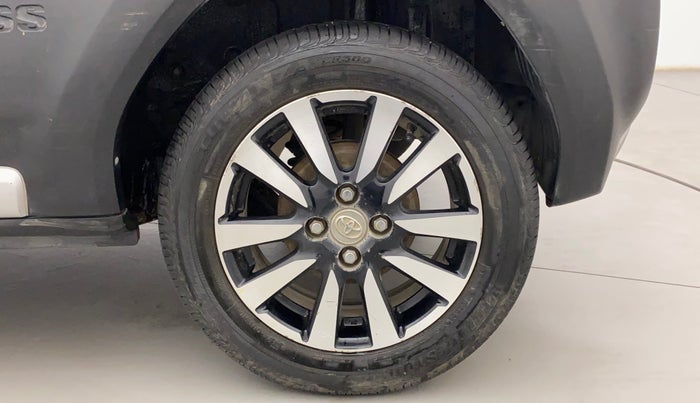 2015 Toyota Etios CROSS 1.2 G, Petrol, Manual, 58,211 km, Left Rear Wheel