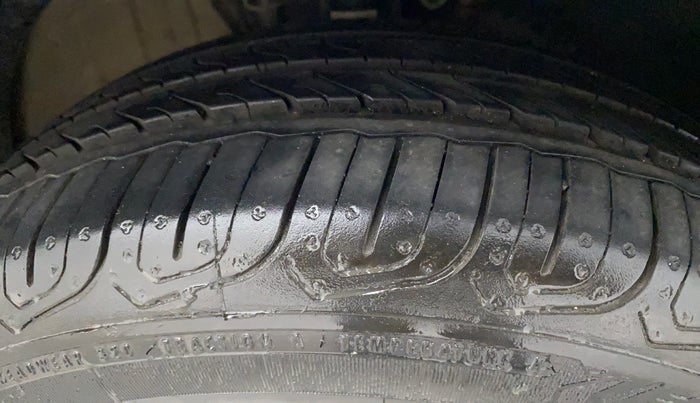 2019 Skoda Rapid 1.6 MPI ACTIVE, Petrol, Manual, 18,613 km, Right Front Tyre Tread