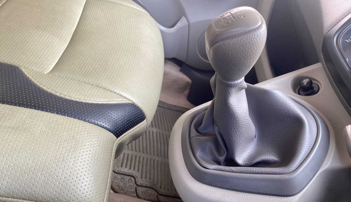 2014 Datsun Go T, Petrol, Manual, 18,545 km, Gear Lever