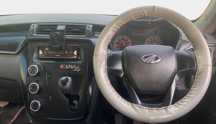 2018 Mahindra KUV 100 NXT K4+ P 6 STR, Petrol, Manual, 23,196 km, Steering Wheel Close Up
