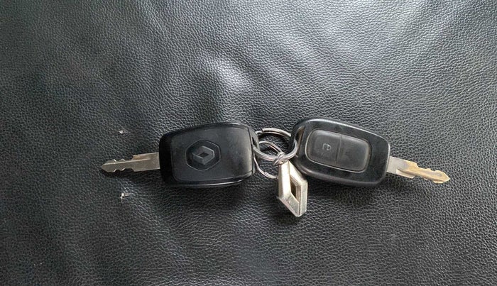 2016 Renault Kwid RXT 0.8, CNG, Manual, 69,083 km, Key Close Up