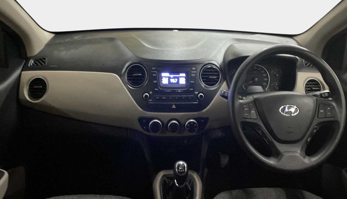 2016 Hyundai Grand i10 SPORTZ 1.2 KAPPA VTVT, Petrol, Manual, 35,152 km, Dashboard