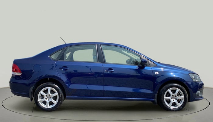 2013 Volkswagen Vento HIGHLINE 1.6 MPI, Petrol, Manual, 66,037 km, Right Side View