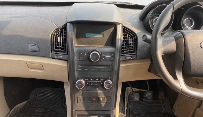 2015 Mahindra XUV500 W4, Diesel, Manual, 42,179 km, Air Conditioner