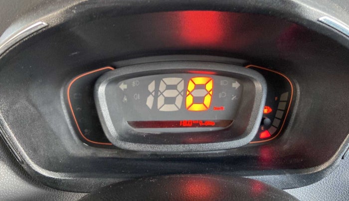 2018 Renault Kwid RXT 1.0 (O), Petrol, Manual, 44,204 km, Odometer Image