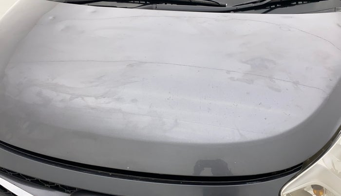 2013 Hyundai i10 ERA 1.1, CNG, Manual, 99,129 km, Bonnet (hood) - Minor scratches