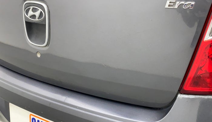 2013 Hyundai i10 ERA 1.1, CNG, Manual, 99,129 km, Dicky (Boot door) - Minor scratches