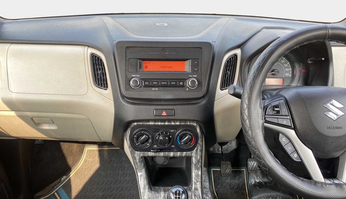 2019 Maruti New Wagon-R VXI 1.2, Petrol, Manual, 7,962 km, Air Conditioner