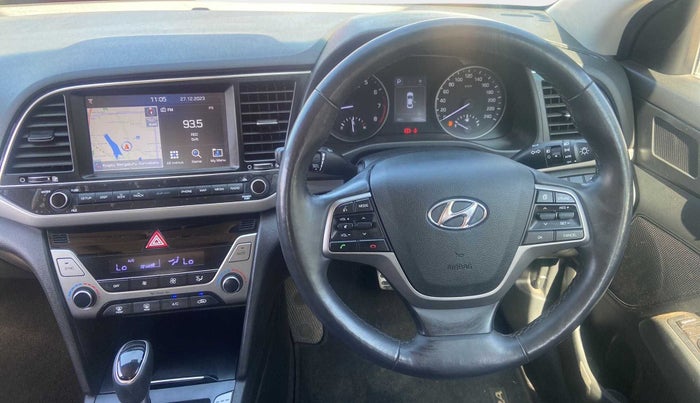 2019 Hyundai New Elantra 2.0 SX(O) AT PETROL, Petrol, Automatic, 14,129 km, Steering Wheel Close Up