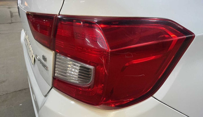 2020 Honda Amaze 1.2L I-VTEC V CVT, Petrol, Automatic, 35,474 km, Right tail light - Minor damage