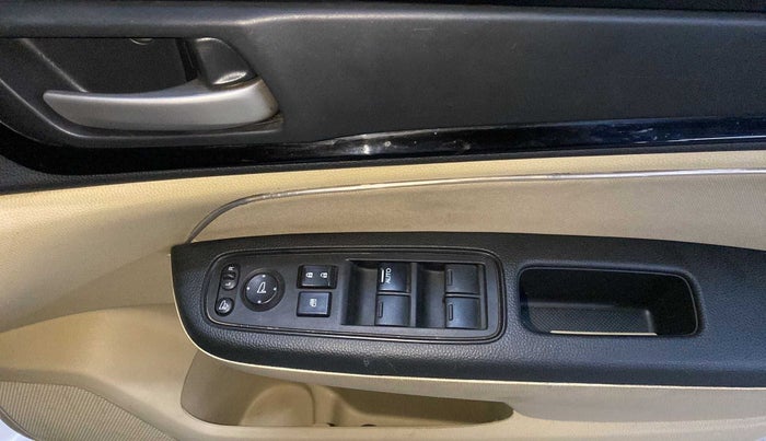 2020 Honda Amaze 1.2L I-VTEC V CVT, Petrol, Automatic, 35,474 km, Driver Side Door Panels Control
