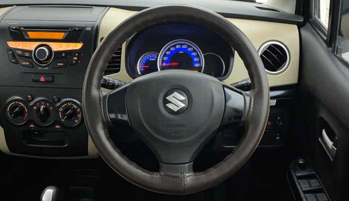 2017 Maruti Wagon R 1.0 VXI (O) AMT, Petrol, Automatic, 61,914 km, Steering Wheel Close Up
