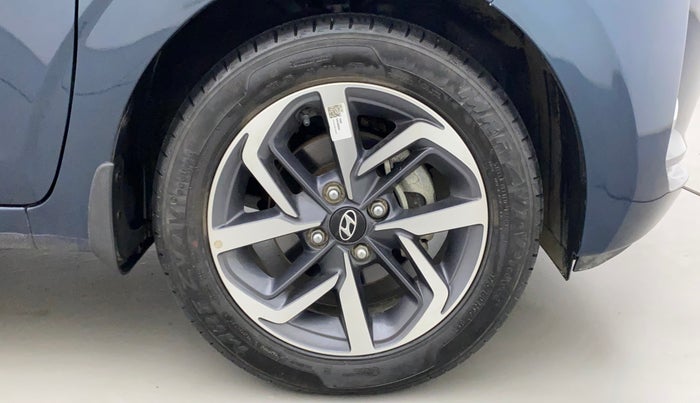 2022 Hyundai GRAND I10 NIOS SPORTZ 1.2 KAPPA VTVT DUAL TONE, Petrol, Manual, 11,295 km, Right Front Wheel