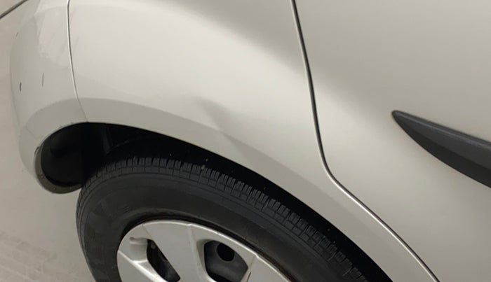 2014 Maruti Ritz VXI, Petrol, Manual, 44,320 km, Right quarter panel - Slightly dented