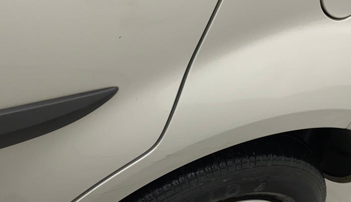 2014 Maruti Ritz VXI, Petrol, Manual, 44,320 km, Left quarter panel - Minor scratches