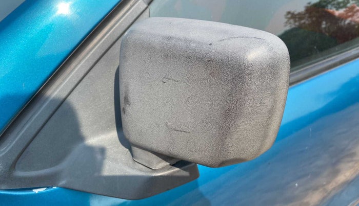 2015 Renault Kwid RXT 0.8, Petrol, Manual, 30,557 km, Left rear-view mirror - Mirror movement not proper