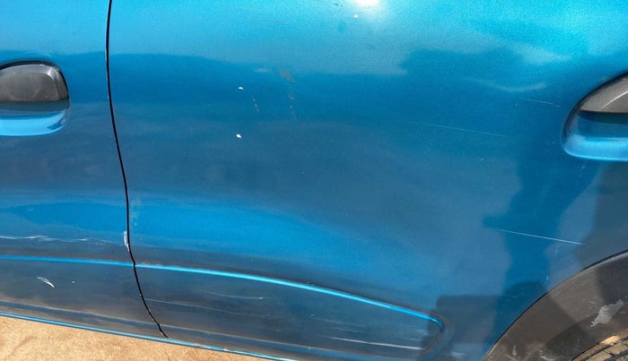 2015 Renault Kwid RXT 0.8, Petrol, Manual, 30,557 km, Rear left door - Minor scratches