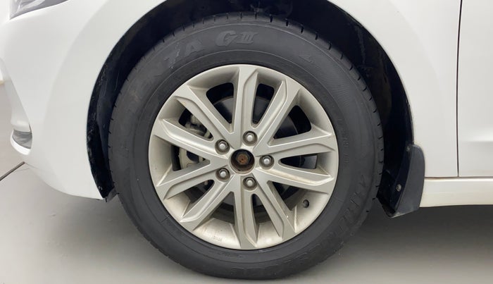 2017 Hyundai New Elantra 2.0 SX MT PETROL, Petrol, Manual, 92,776 km, Left Front Wheel