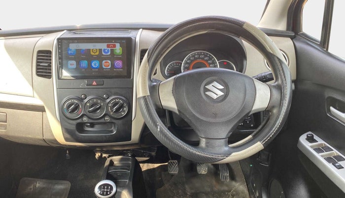 2016 Maruti Wagon R 1.0 VXI, Petrol, Manual, 70,423 km, Steering Wheel Close Up