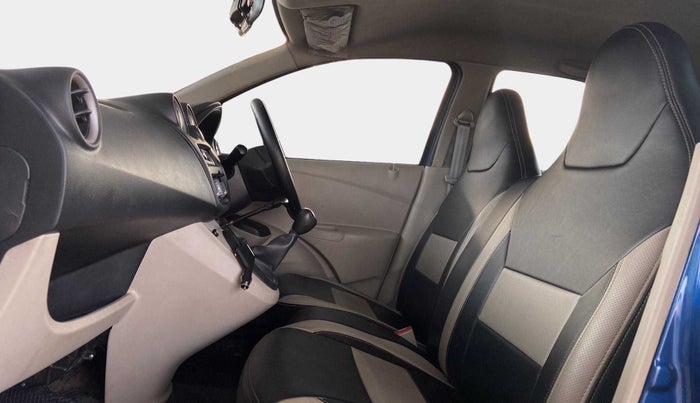 2016 Datsun Go T, Petrol, Manual, 48,157 km, Right Side Front Door Cabin