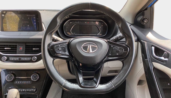 2020 Tata NEXON XZA PLUS (O) PETROL DUAL TONE, Petrol, Automatic, 37,559 km, Steering Wheel Close Up