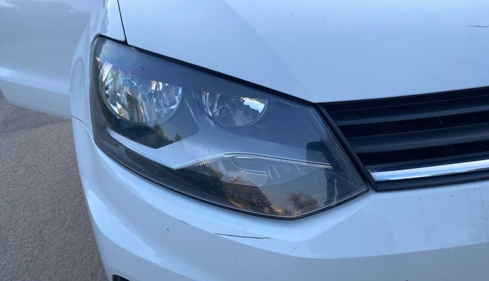 2017 Volkswagen Ameo HIGHLINE1.2L PLUS 16 ALLOY, Petrol, Manual, 85,460 km, Right headlight - Minor scratches