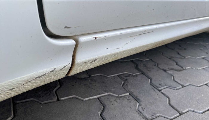 2018 Hyundai Verna 1.6 VTVT SX O, Petrol, Manual, 62,011 km, Left running board - Minor scratches